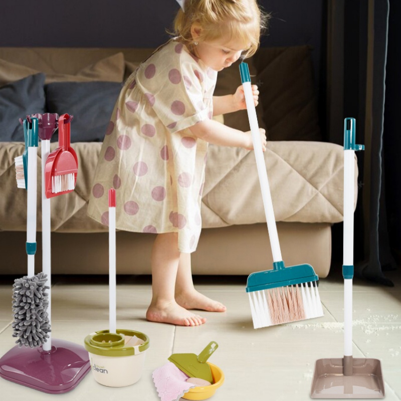 Juguetes de limpieza de vida s - Kids Outdoor Broom reseña y precio